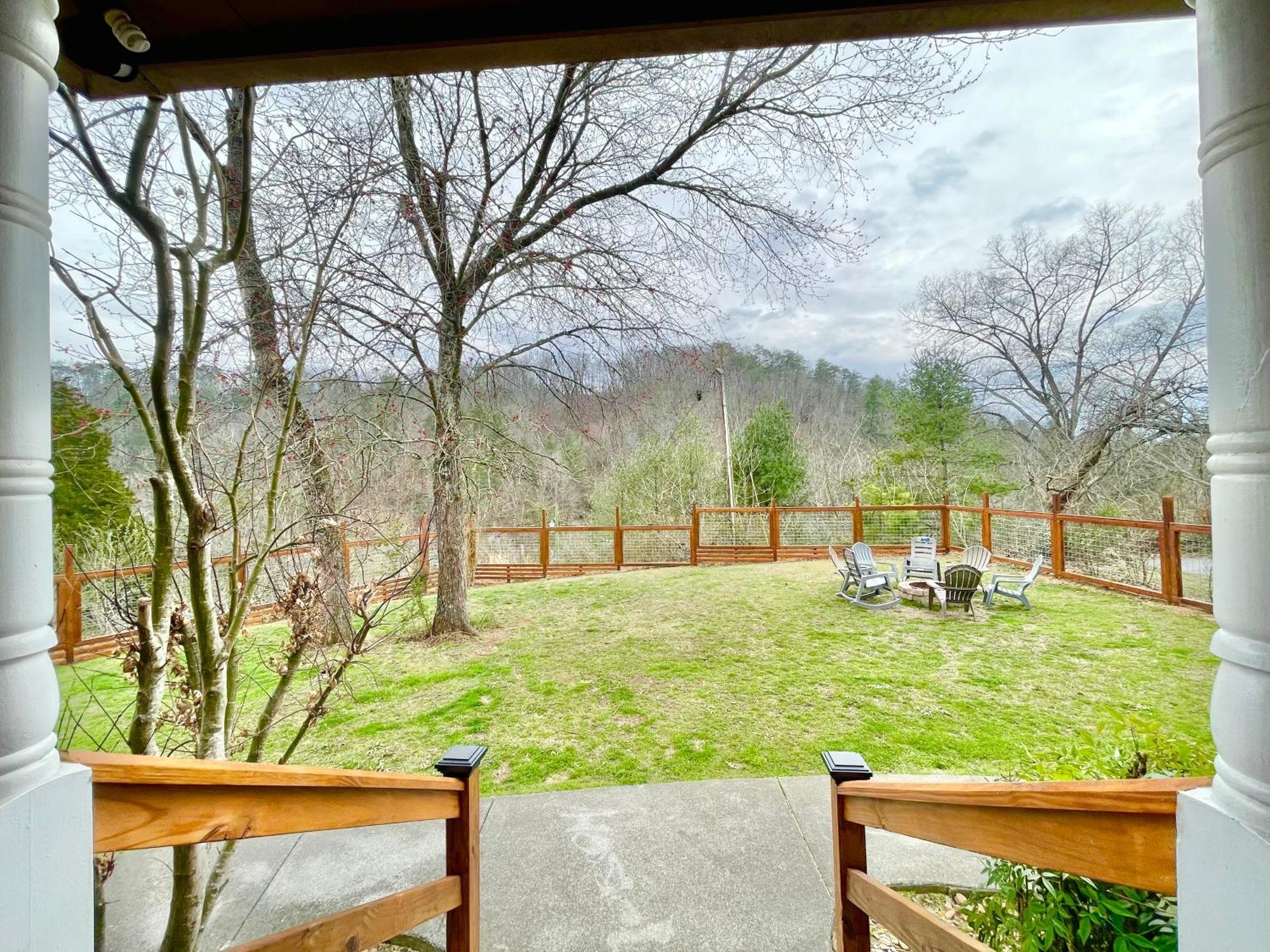 5Bedrooms*4King Beds*Outstanding Location*Hottub* 세비어빌 외부 사진