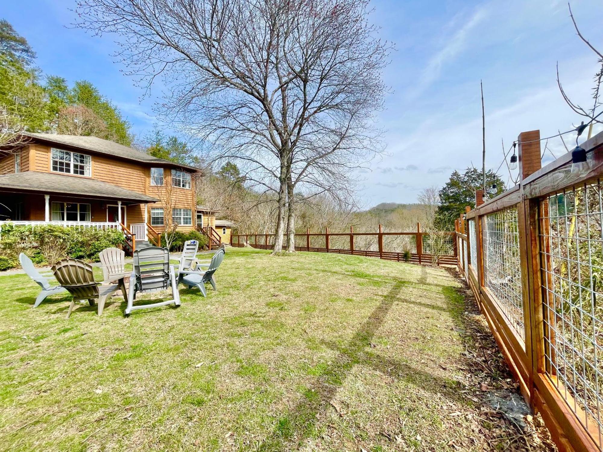 5Bedrooms*4King Beds*Outstanding Location*Hottub* 세비어빌 외부 사진