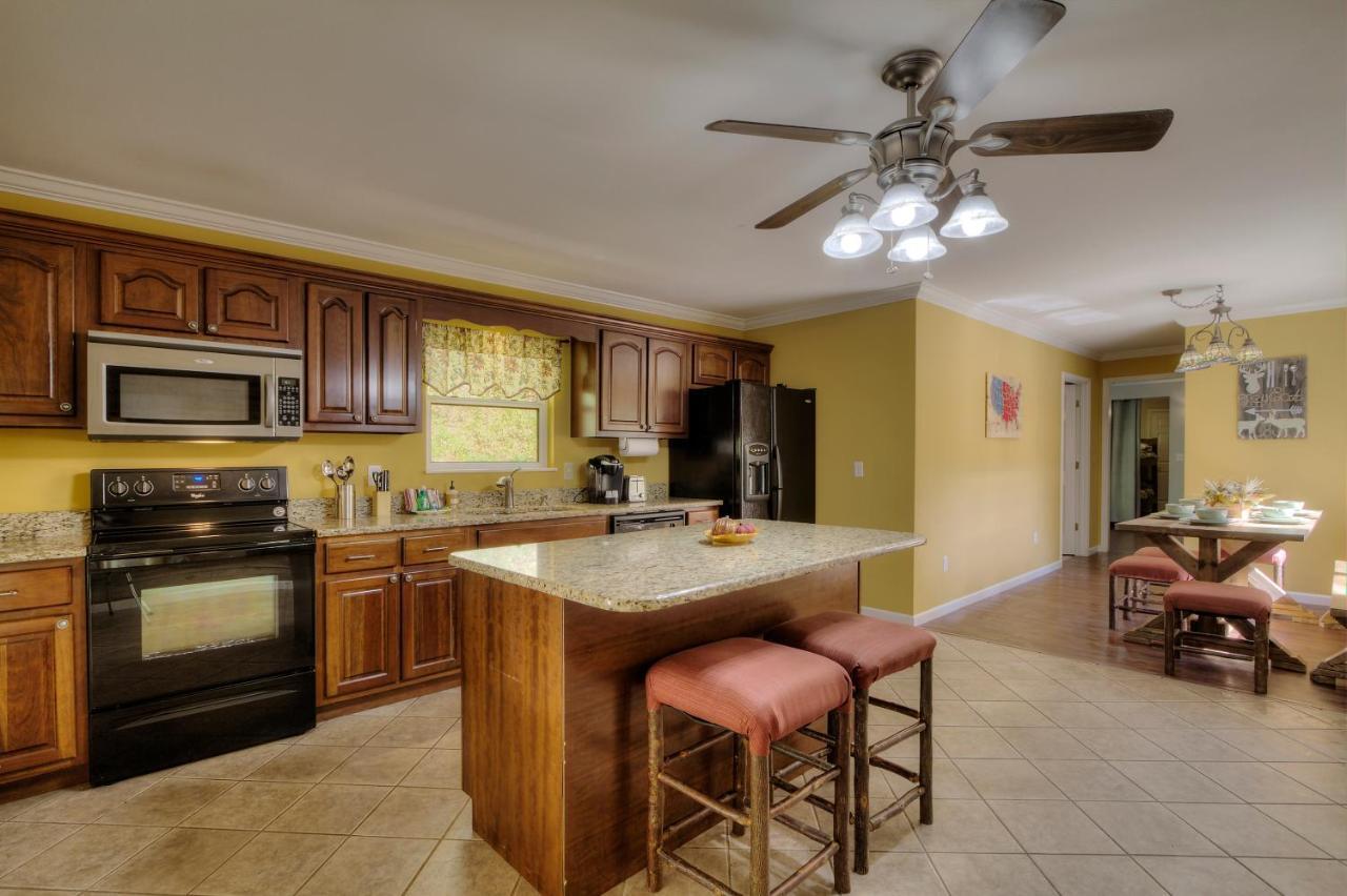 5Bedrooms*4King Beds*Outstanding Location*Hottub* 세비어빌 외부 사진