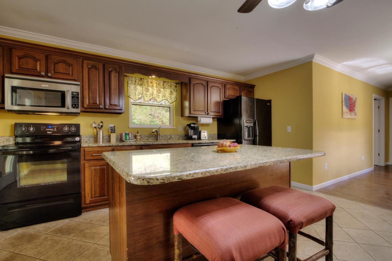 5Bedrooms*4King Beds*Outstanding Location*Hottub* 세비어빌 외부 사진