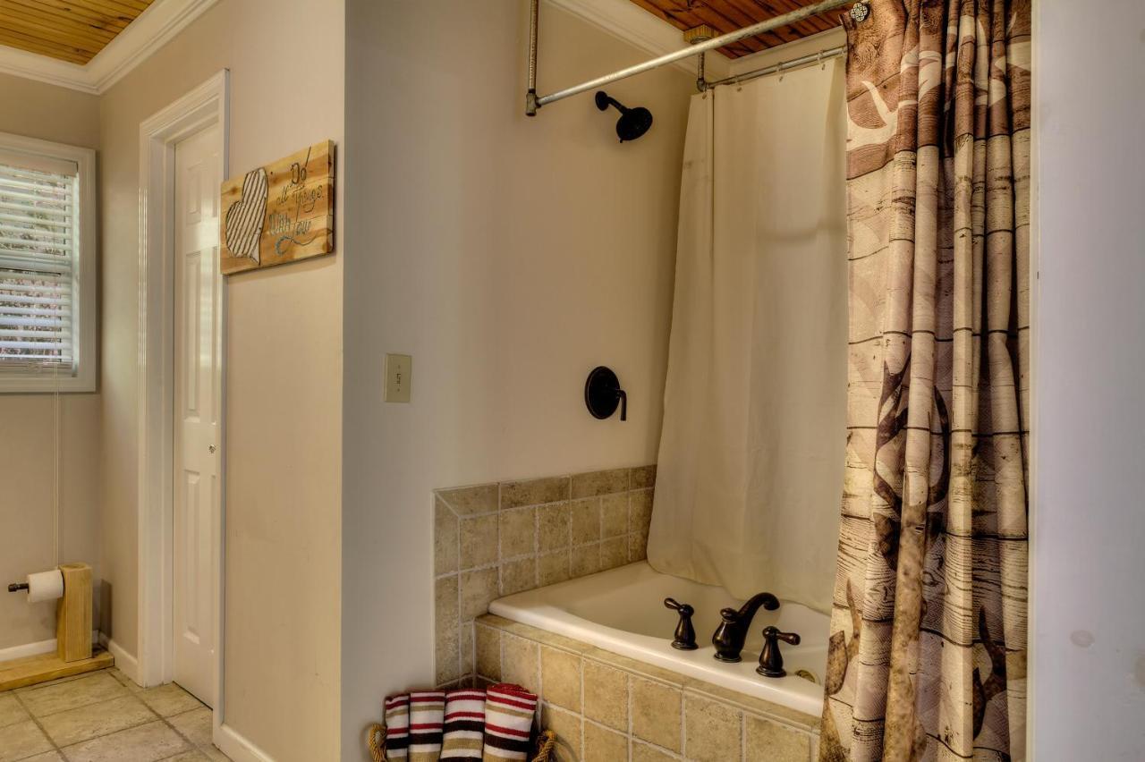 5Bedrooms*4King Beds*Outstanding Location*Hottub* 세비어빌 외부 사진